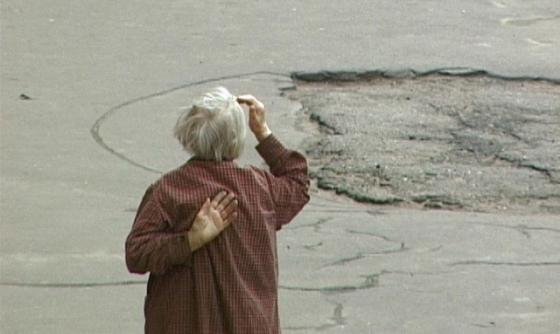 Scena z filmu Tishe!