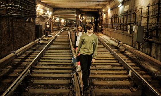 Scena z filmu Photophobia