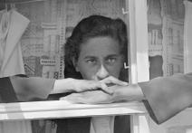 Scena z filmu Weaving Anni Albers
