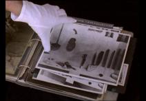 Scena z filmu Bowers Cave