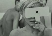 Scena z filmu How Long Does Man Live?